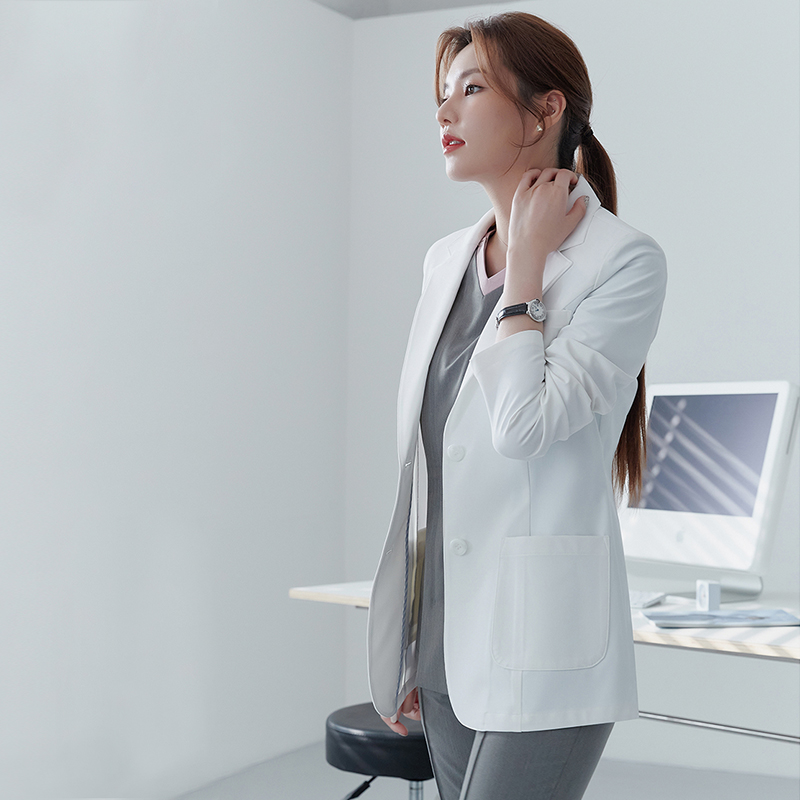 Koreaanse stijl korte schoonhe - Medical Lab Years recensie en prijs